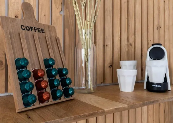 Huswell - Queen At Sea: Modern 2 Bedroom Oostende