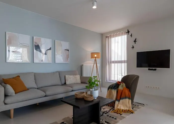 Huswell - Queen At Sea: Modern 2 Bedroom 公寓